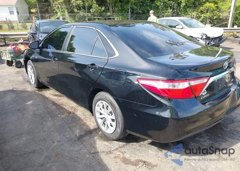 2017 Toyota Camry Le из США, поврежденный, VIN 4T1BF1FK0HU403059